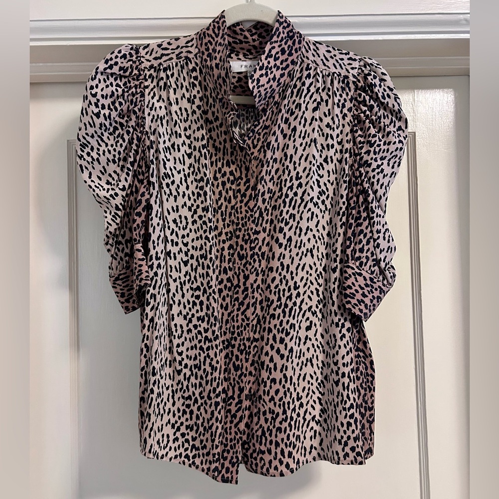 Frame Leopard Print Shirred Sleeve Silk Blouse